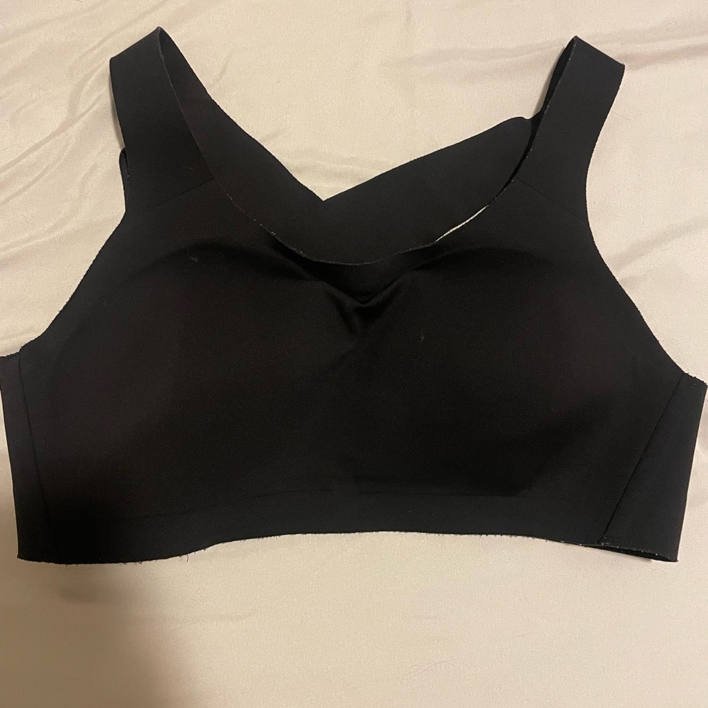 Lululemon Enlie Sports Bra
